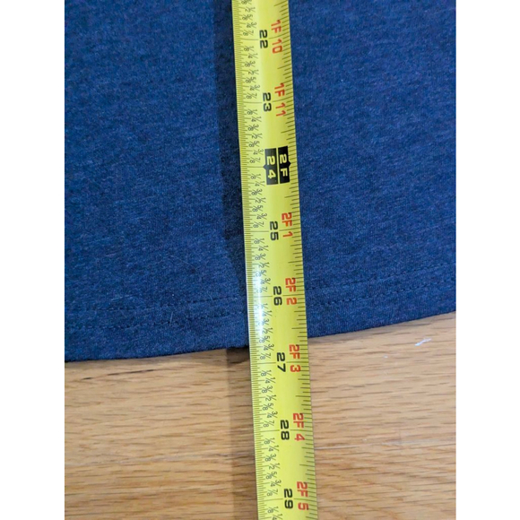 Boston Red Sox NWT Women's Short Sleeve V-neck Tee Large - Picture 11 of 11